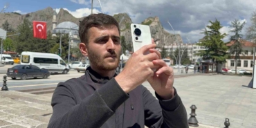 dunya-basarisi-vize-engelinin-ardindan-simdi-de-gumruge-takildi-QmQEXLV1.jpg