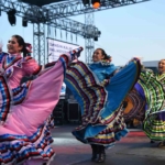 dunya-danslari-balikesir-sahnelendi-tKVnW1Vw.jpg