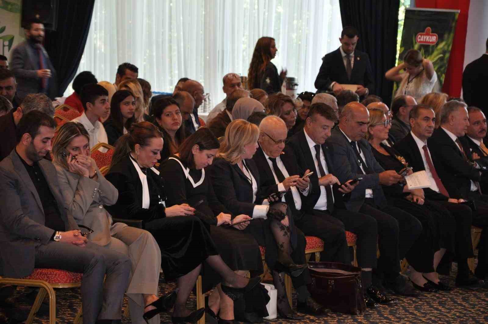 dunya diplomasisinin izmirde bulustugu tarihi kongre 2