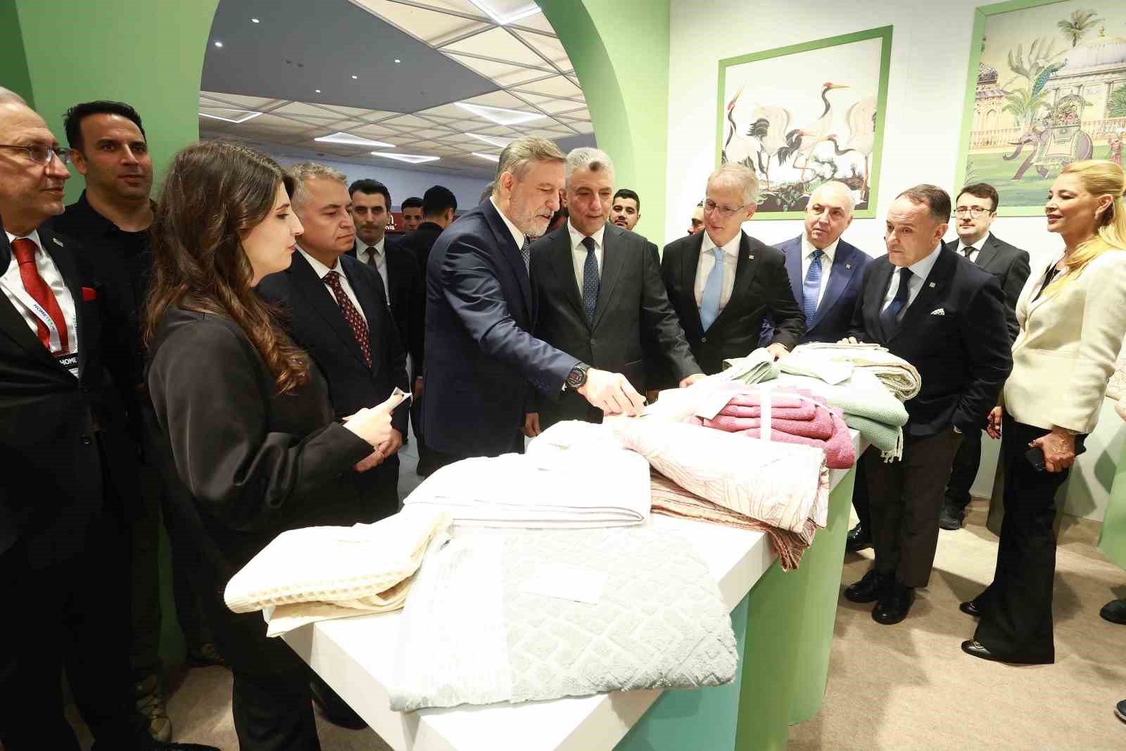 dunya ev tekstili sektoru hometexte bulustu 4 CtvF3c1K