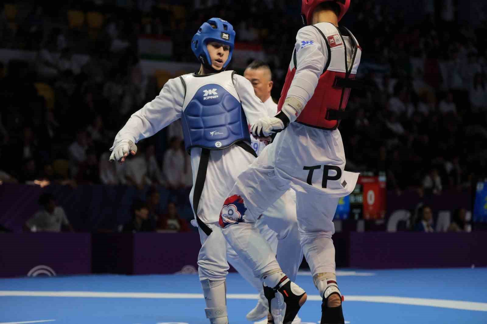 dunya gencler taekwondo sampiyonasinda cifte bronz 1 G1wgS3sF