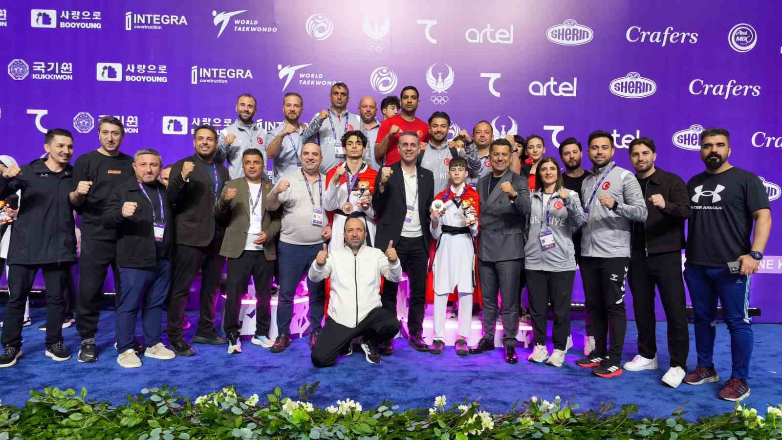 dunya gencler taekwondo sampiyonasinda cifte bronz 3 JysawOFl