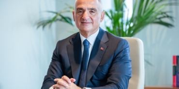 dunya-liderlerini-turkiyenin-ezgileri-karsiladi-9TBPprCn.jpg
