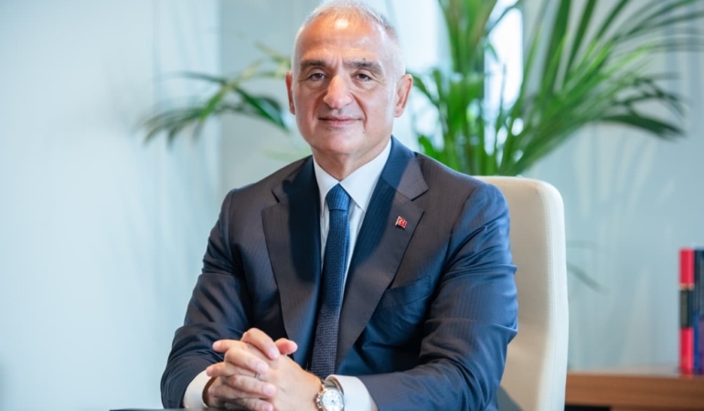 dunya-liderlerini-turkiyenin-ezgileri-karsiladi-9TBPprCn.jpg