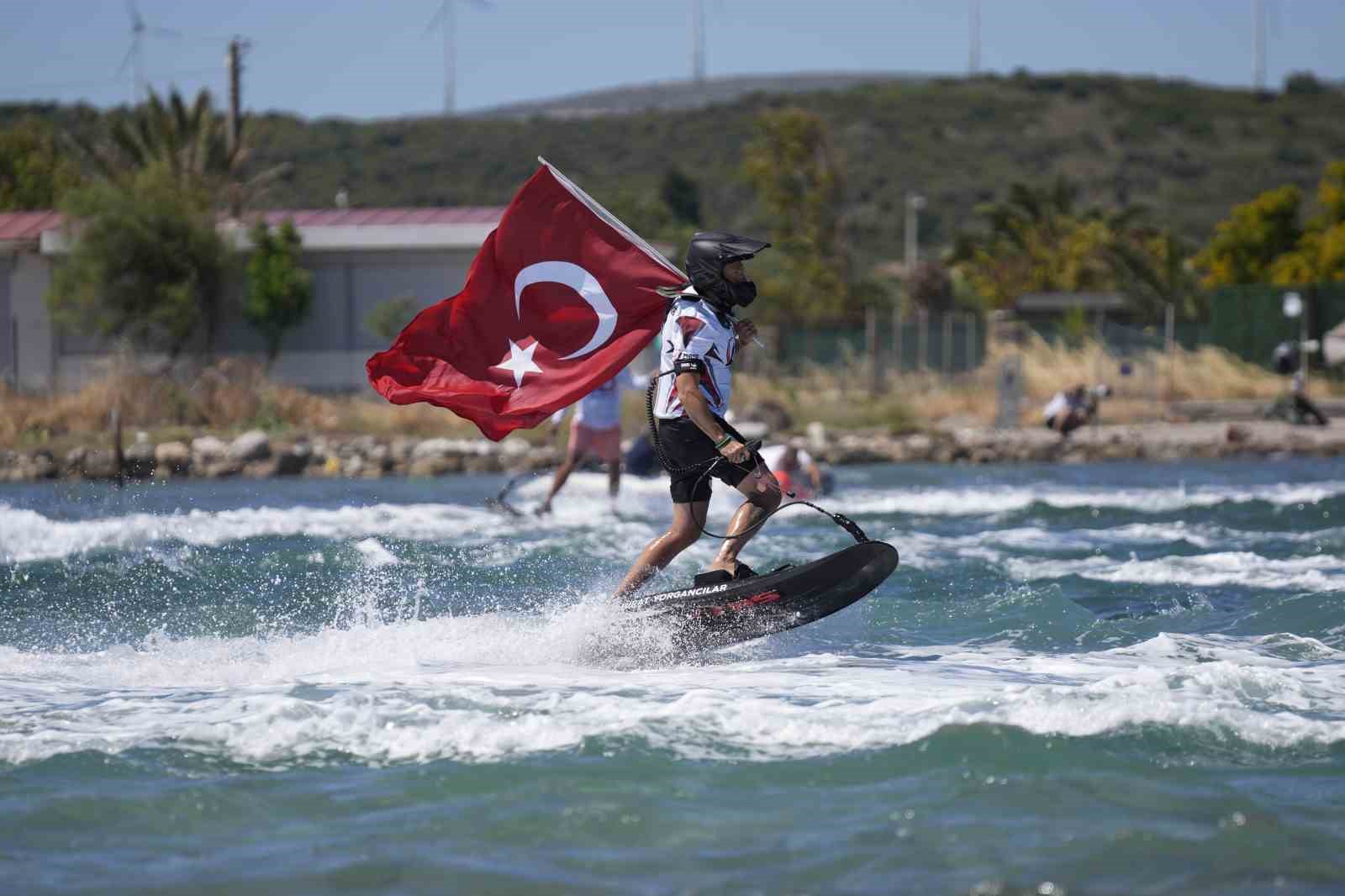 Dünya Motosurf Şampiyonası’nda büyük final 6 dunya motosurf sampiyonasinda buyuk final 2