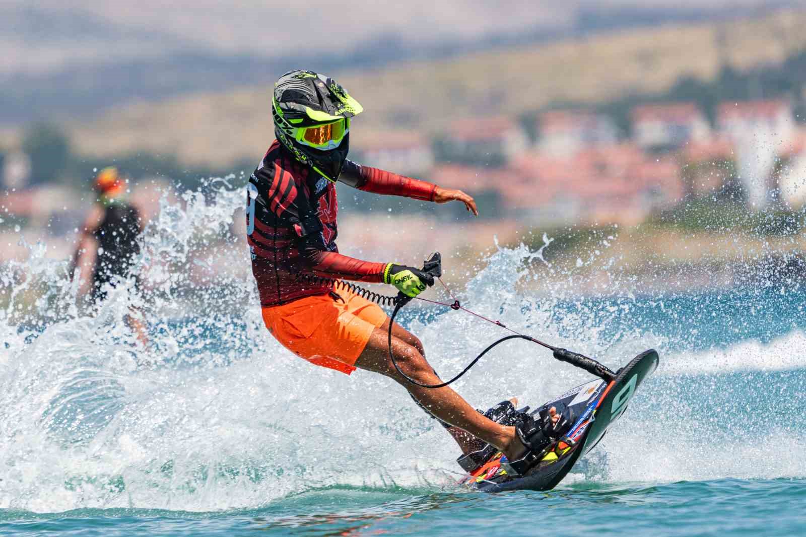 dunya motosurf sampiyonasinda heyecan basladi 0 2pNTUNY5