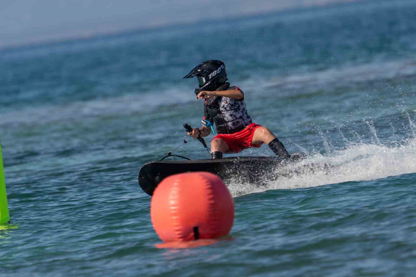 dunya motosurf sampiyonasinda ilk gun etap yarislari sona erdi 5 rb5LVyuH