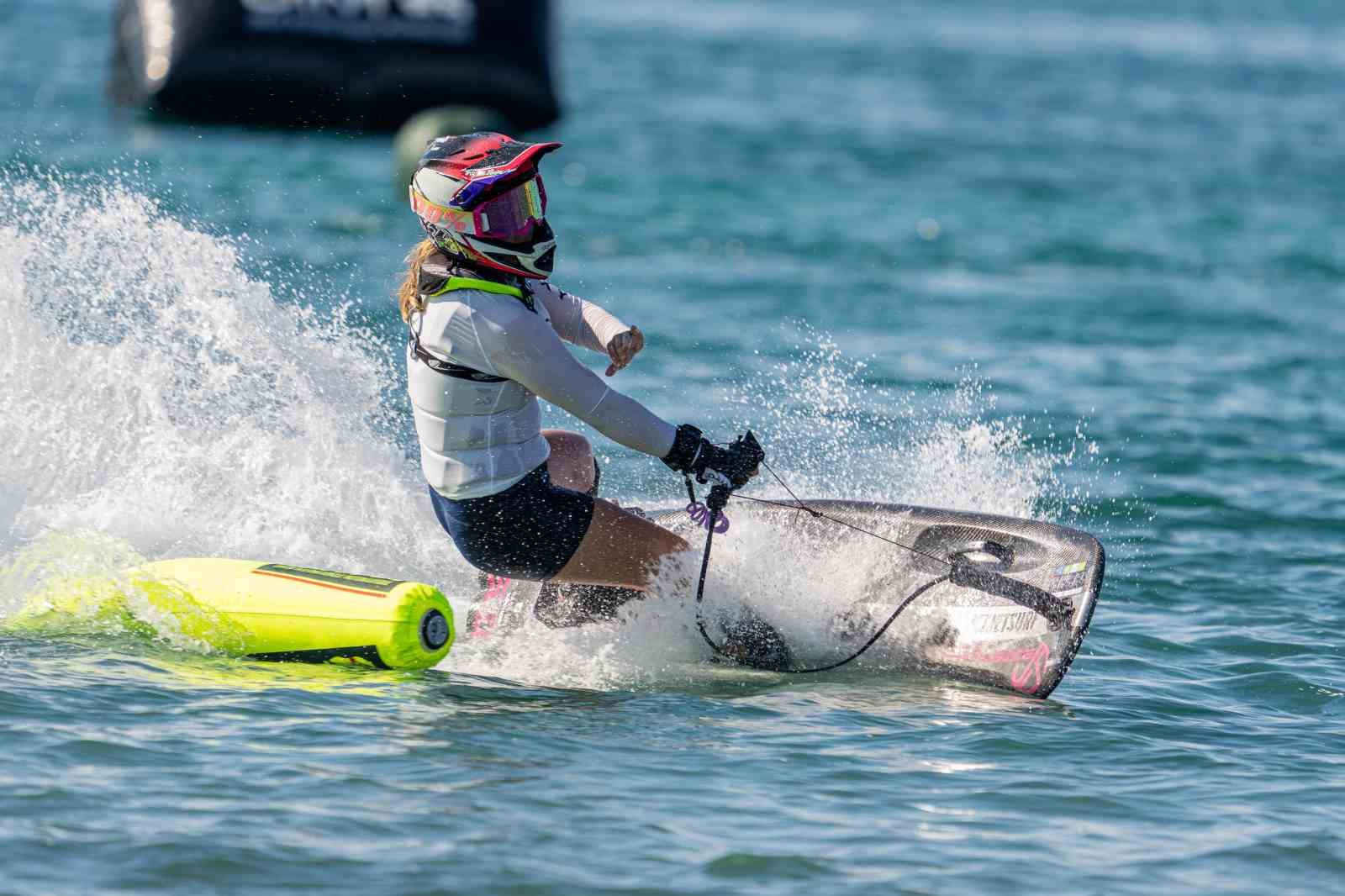 dunya motosurf sampiyonasinda ilk gun etap yarislari sona erdi 7 Su9JEFTa