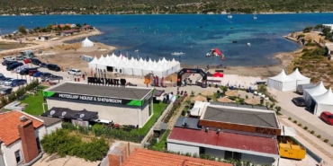dunya-motosurf-sampiyonasinda-ilk-gun-serbest-antrenman-turlari-tamamlandi-JEEr4lBw.jpg
