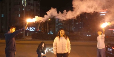 dunya-sampiyonu-asumana-memleketinde-coskulu-karsilama-jBf9URZR.jpg
