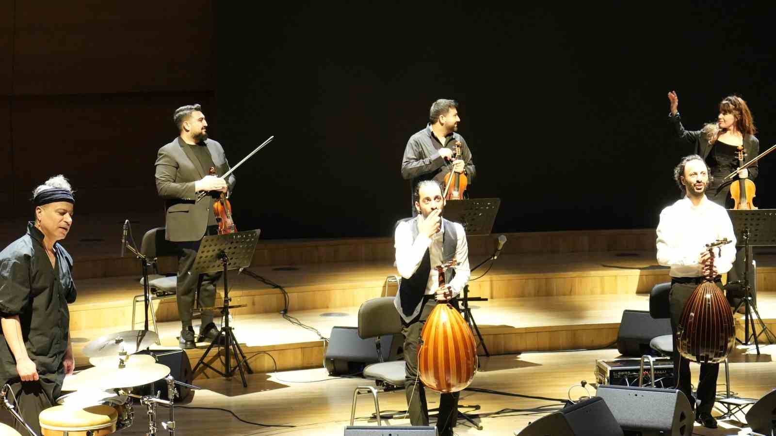 dunyaca unlu filistinli muzik grubu le trio joubran ankaralilarla bulustu 4 6KcY33gM