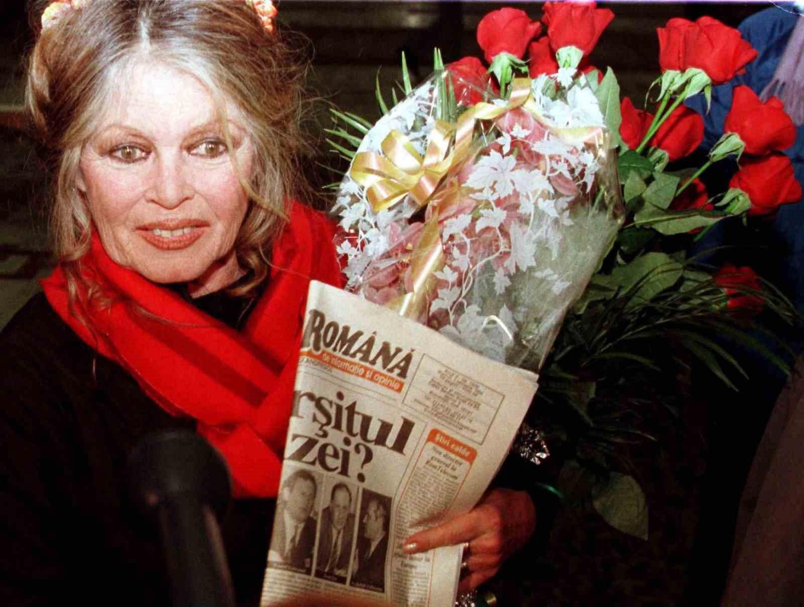 Dünyaca ünlü Fransız aktris Brigitte Bardot, 91 yaşında hayatını kaybetti 4 dunyaca unlu fransiz aktris brigitte bardot 91 yasinda hayatini kaybetti 0 GK4LfbHL