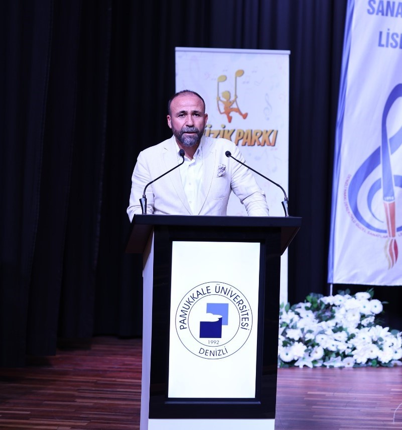 dunyaca unlu piyanist gulsin onay denizlide ogrencilerle bulustu 4