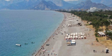 dunyaca-unlu-sahil-19-mayista-doldu-tasti-jtWFf6CS.jpg