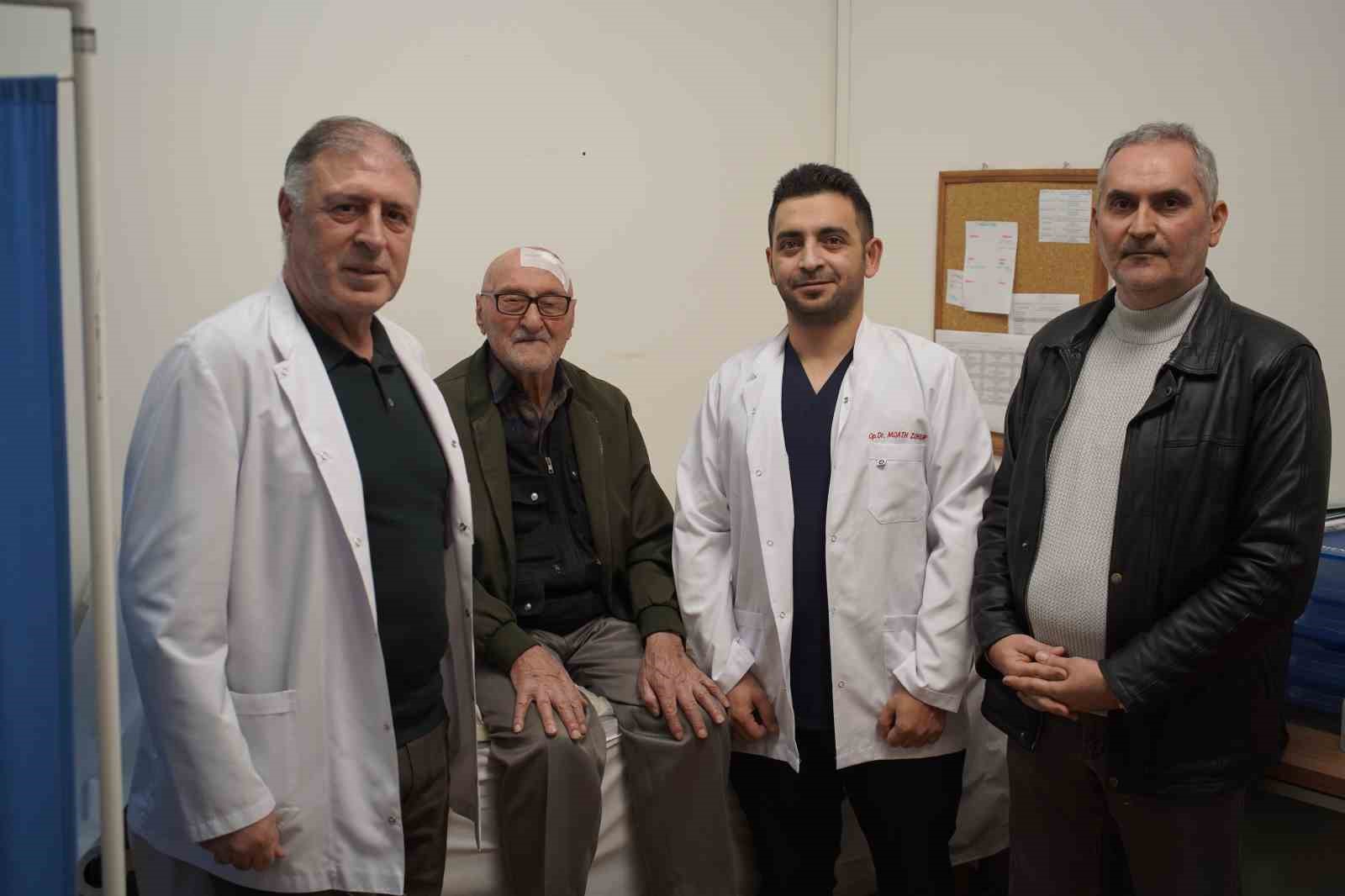 dunyada 3uncu kez rastlandi sacli derideki nadir tumor sakaryada tedavi edildi 4 PTBVqnzv