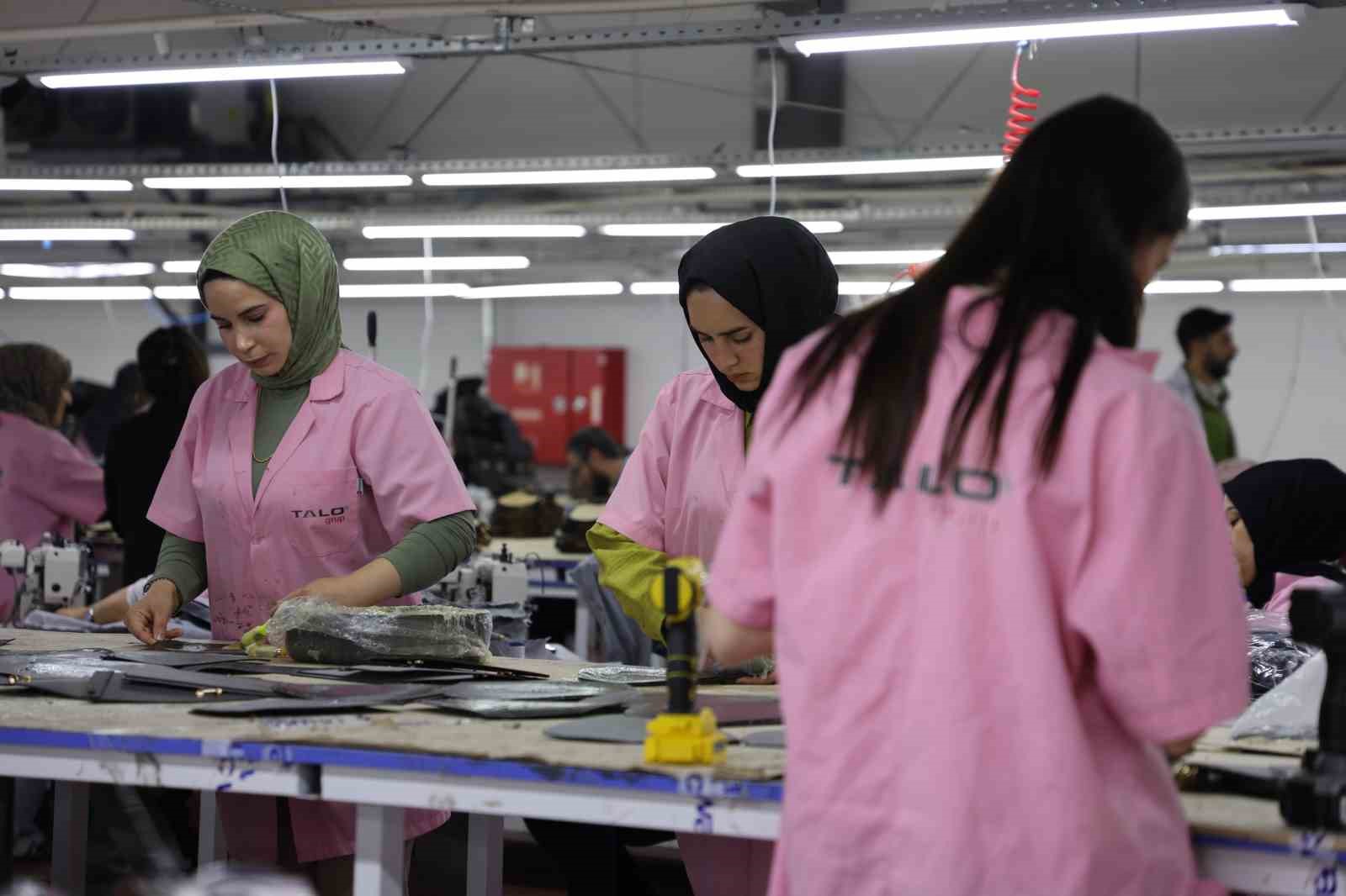Dünyanın çantası Elazığ’dan: 26 ülkeye ihracat 6 dunyanin cantasi elazigdan 26 ulkeye ihracat 2 X6O8OINF