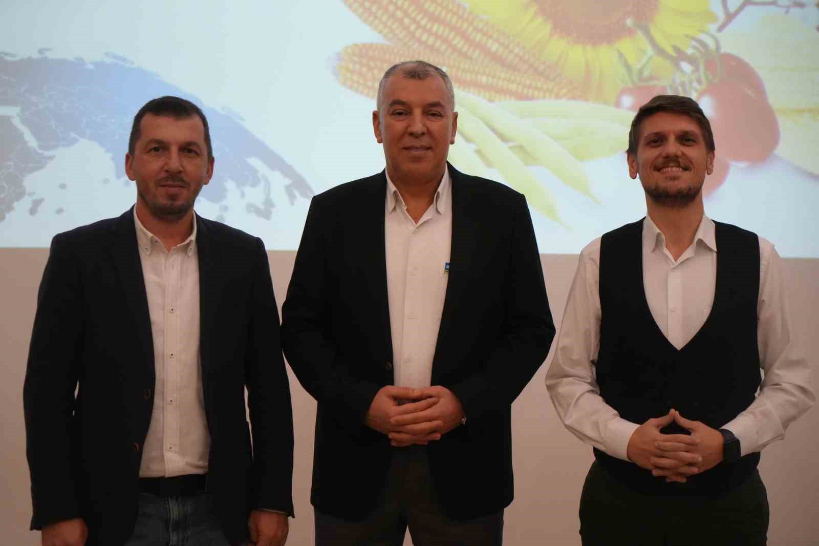 dunyanin dort bir yanina tohum ihrac eden firmadan samsunda ciftcilere egitim 3 fcj6br9k