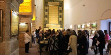 dunyanin-en-buyuk-hilye-i-serifi-3-yildir-amasyada-sergileniyor-ggsgmRfC.jpg