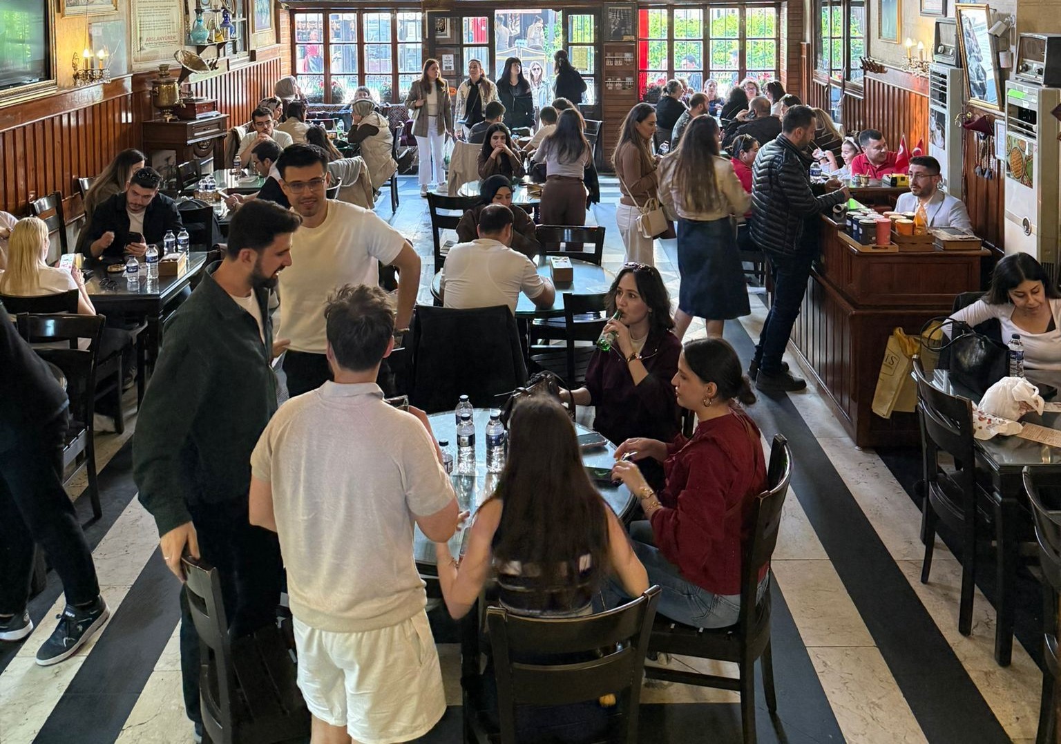 dunyanin en eski kahvehanesi gaziantepte 2 anuEKPhu