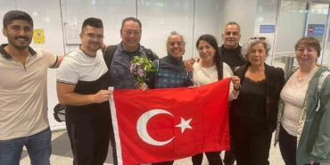 dunyanin-en-yuksek-2dagina-tirmanip-tarihe-gecen-turk-kadin-dagci-o-anlari-anlatti-ZwKcbqBX.jpg