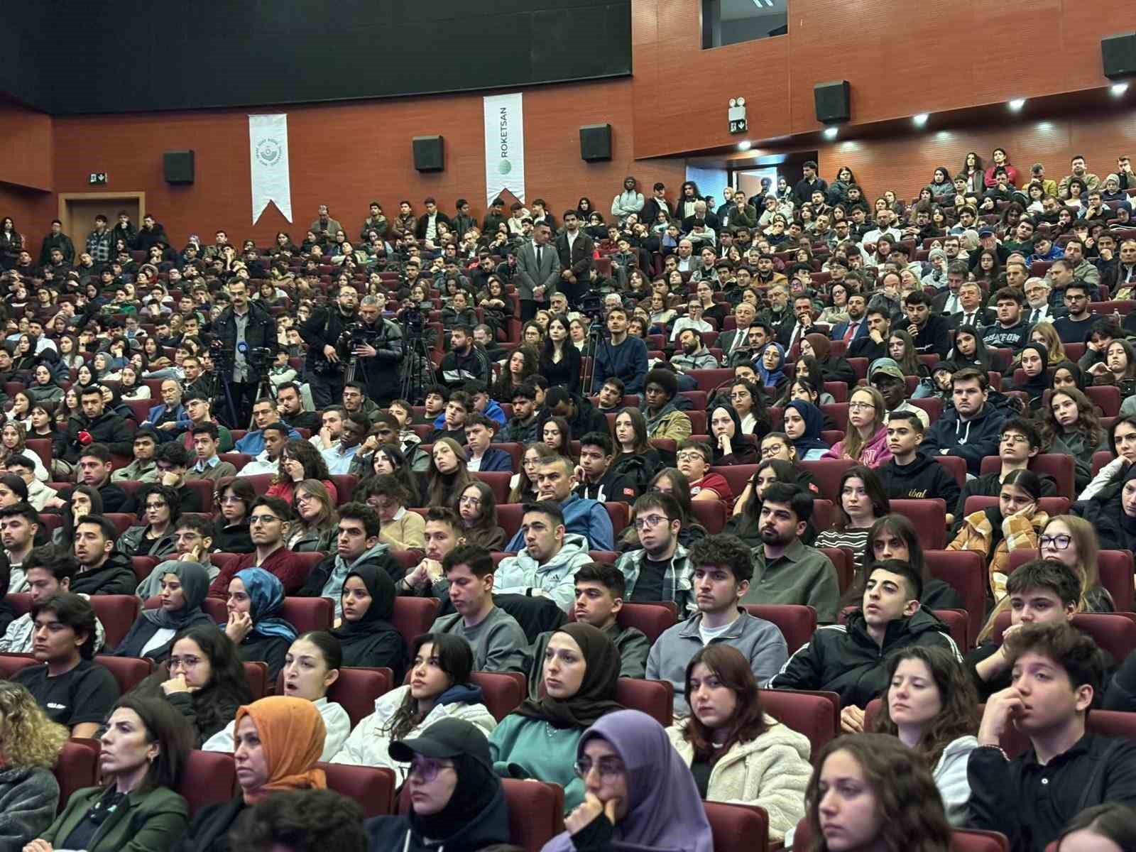 Dünyanın gözü Türk füzelerinde: "Bizim şansımız bunları kendimiz üretebilmemiz" 5 dunyanin gozu turk fuzelerinde bizim sansimiz bunlari kendimiz uretebilmemiz 1 Xraqgval
