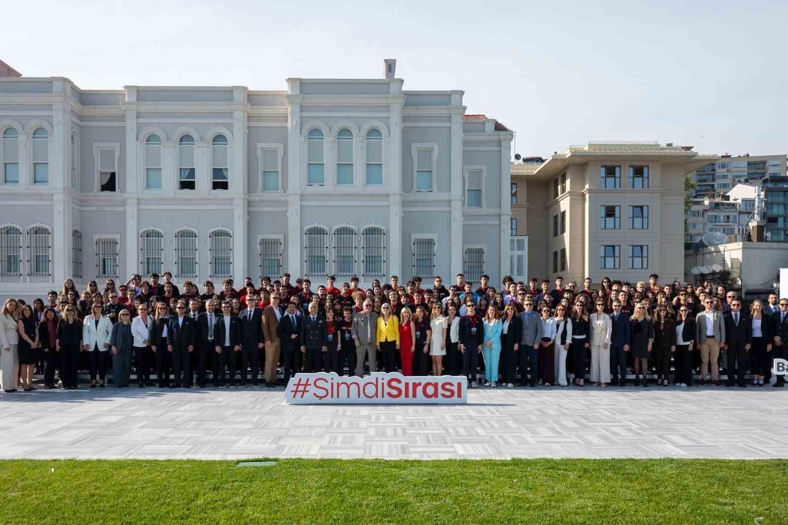 dunyanin prestijli universitelerinden tam bin 448 kabul 0 mgWV9AEh