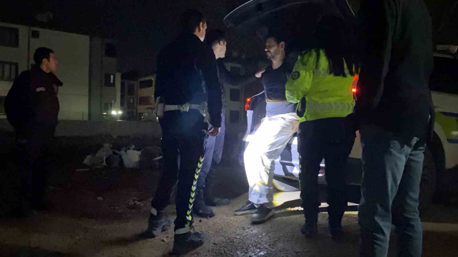 dur ihtarina uymadi insaat alaninda yakalandi 2 uQgcWKdC
