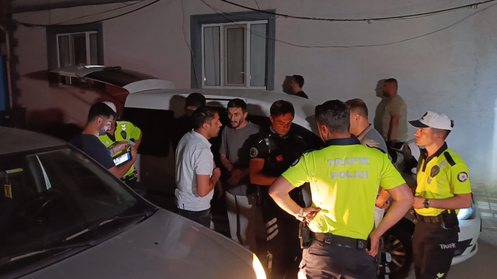 "Dur" ihtarına uymadı, yakalanınca 710 bin lira ceza yedi 8 dur ihtarina uymadi yakalaninca 710 bin lira ceza yedi 4
