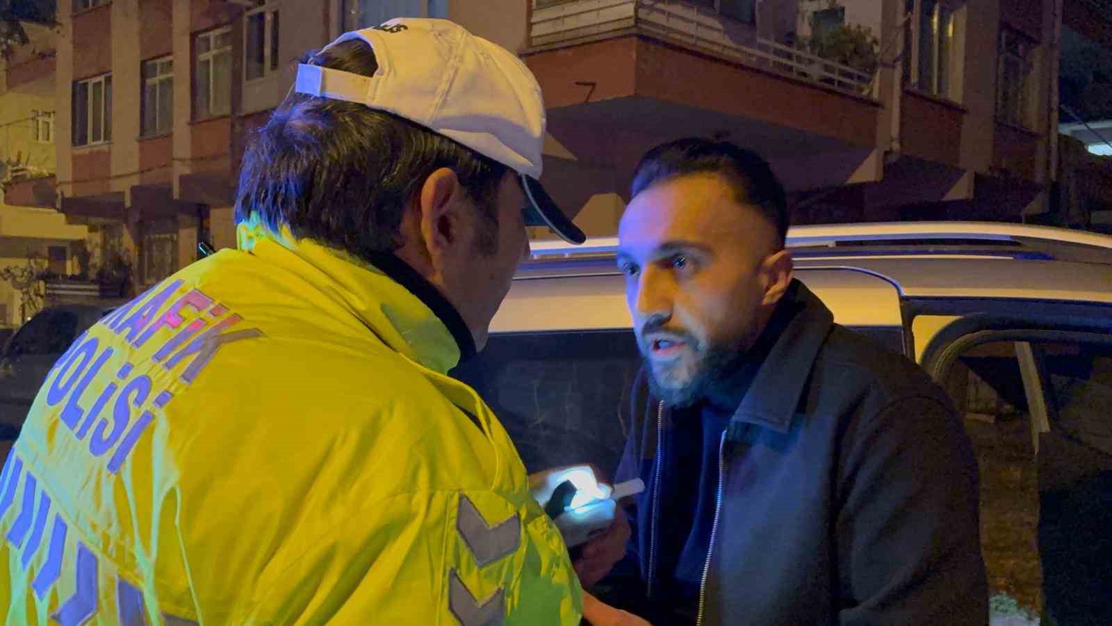 dur ihtarina uymayan alkollu surucunun rahatligi pes dedirtti 3 YXBHzR9Z
