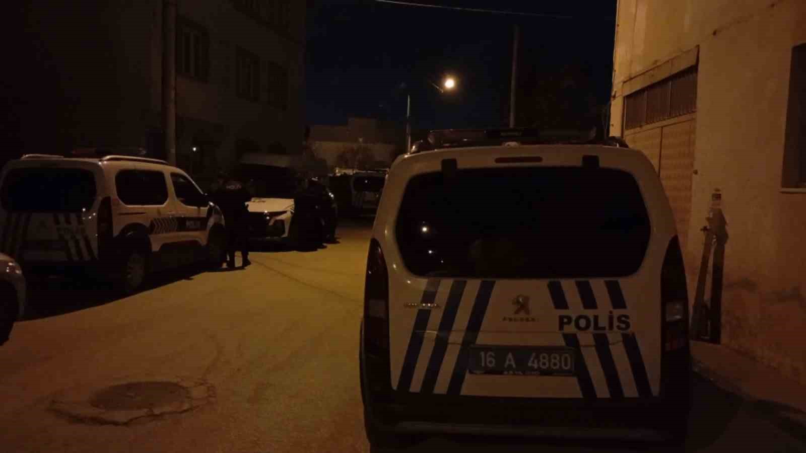 dur ihtarina uymayan surucu 1 saat suren kovalamacaya neden oldu 1 MG5fkeh4