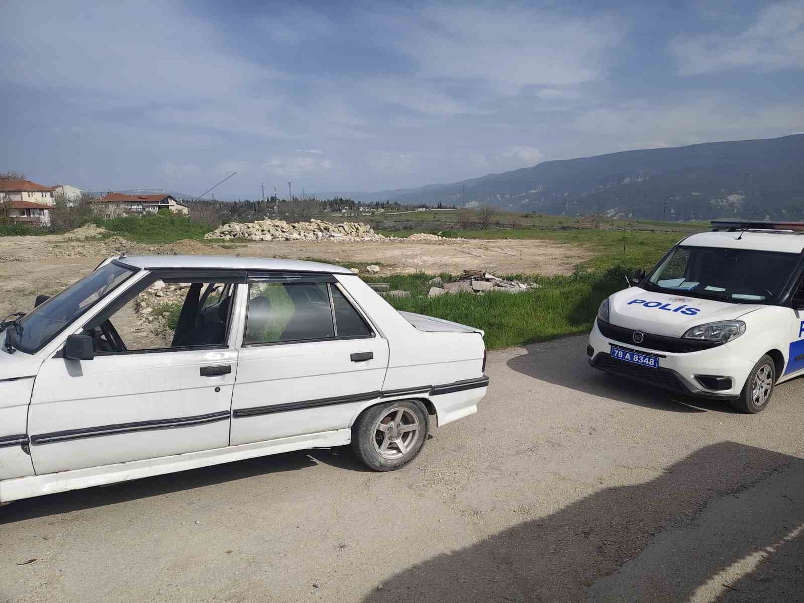 dur ihtarina uymayan surucu faciaya neden oluyordu 3 Wn4FkeWN