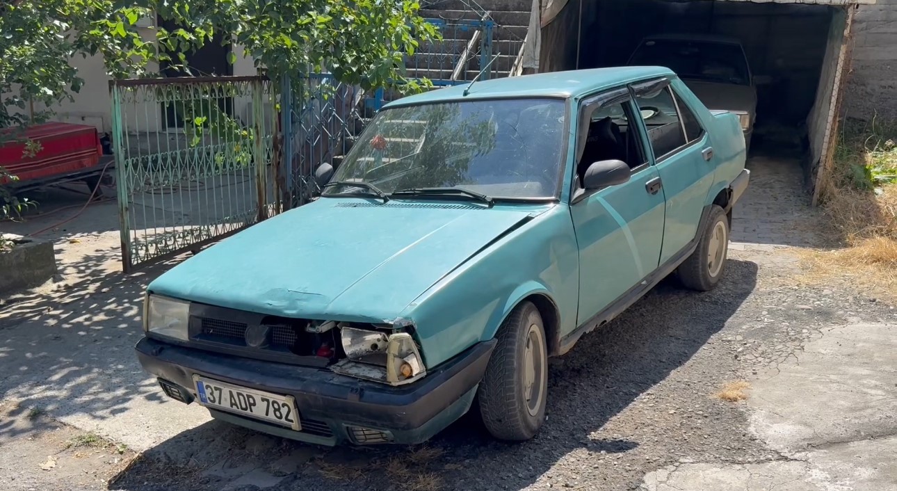 ’Dur’ ihtarına uymayan sürücü, kadınları araçta bırakıp kaçtı 9 dur ihtarina uymayan surucu kadinlari aracta birakip kacti 5 nSufewK1