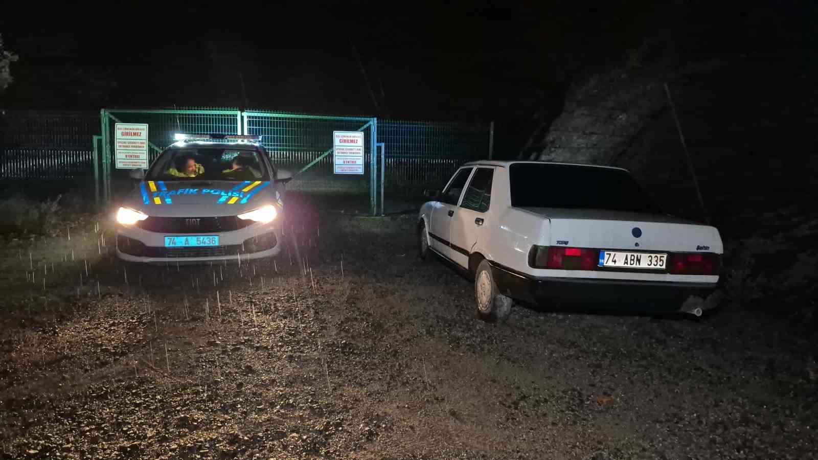 dur ihtarina uymayan surucu polisten 30 kilometre kacabildi 1 MBvRX13p