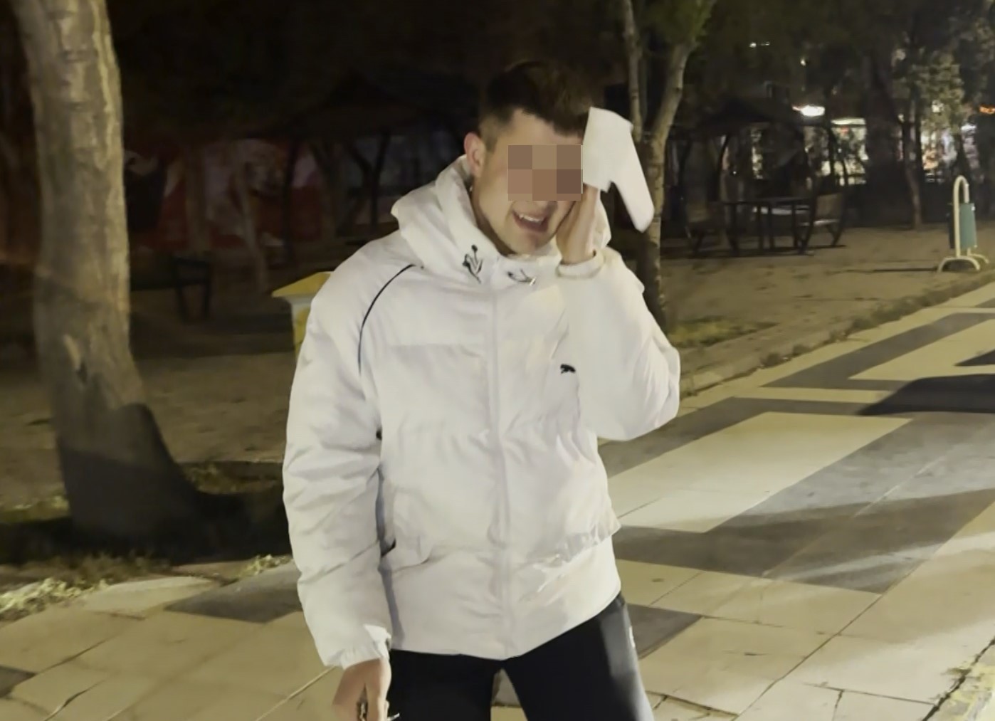 dur ihtarina uymayip polisten kacti yakalaninca hic mi insafiniz yok deyip agladi 1 9VsgejZs