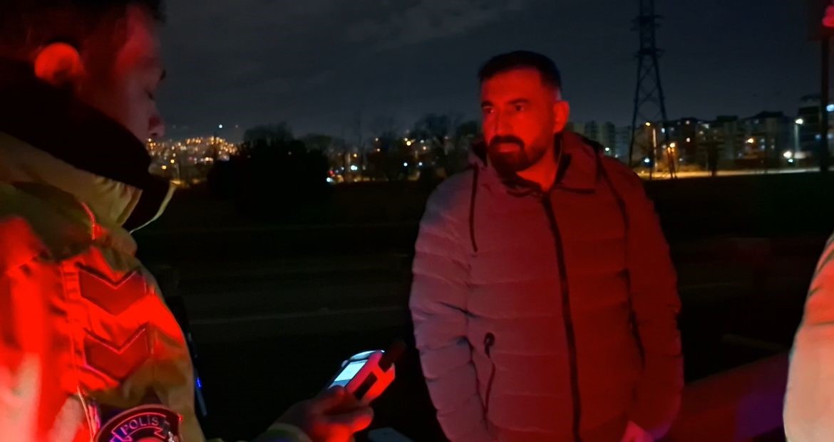 dur ikazi fayda etmedi lastik pes ettialkollu sofor bursayi birbirine katti 1 VwzcIllY