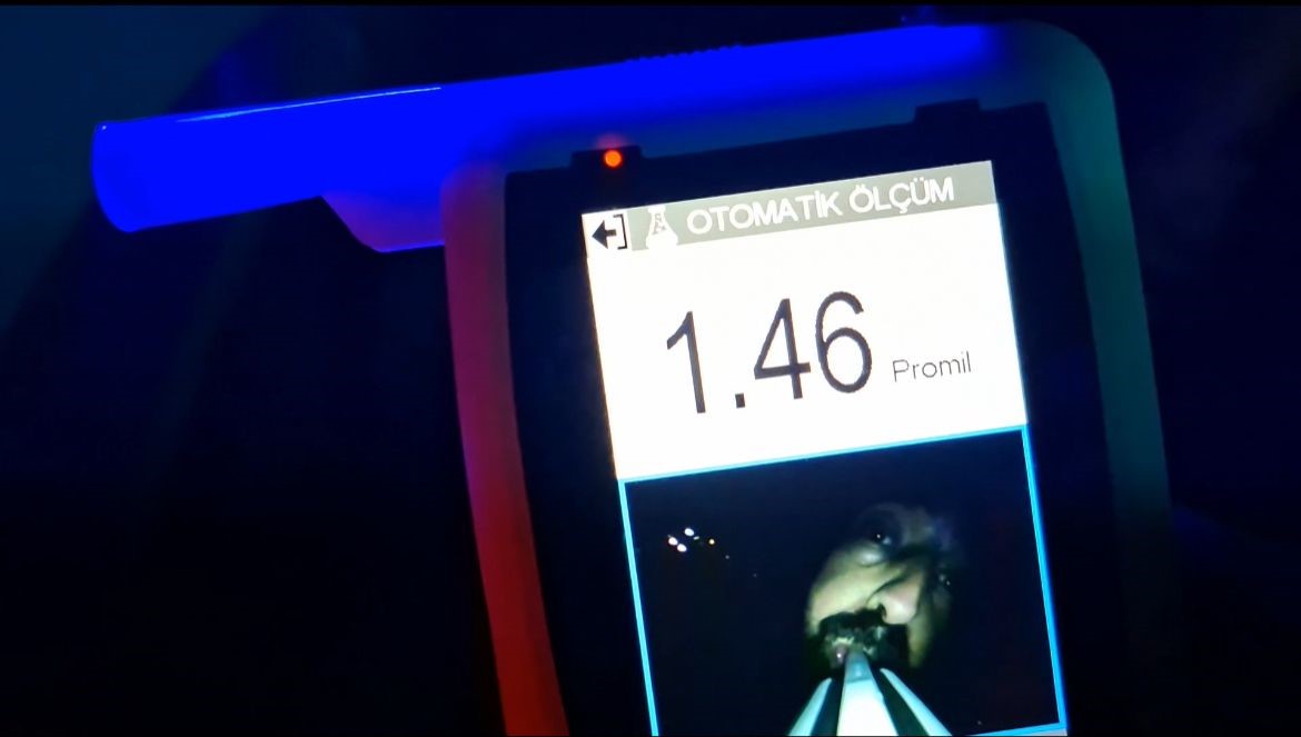 dur ikazi fayda etmedi lastik pes ettialkollu sofor bursayi birbirine katti 3