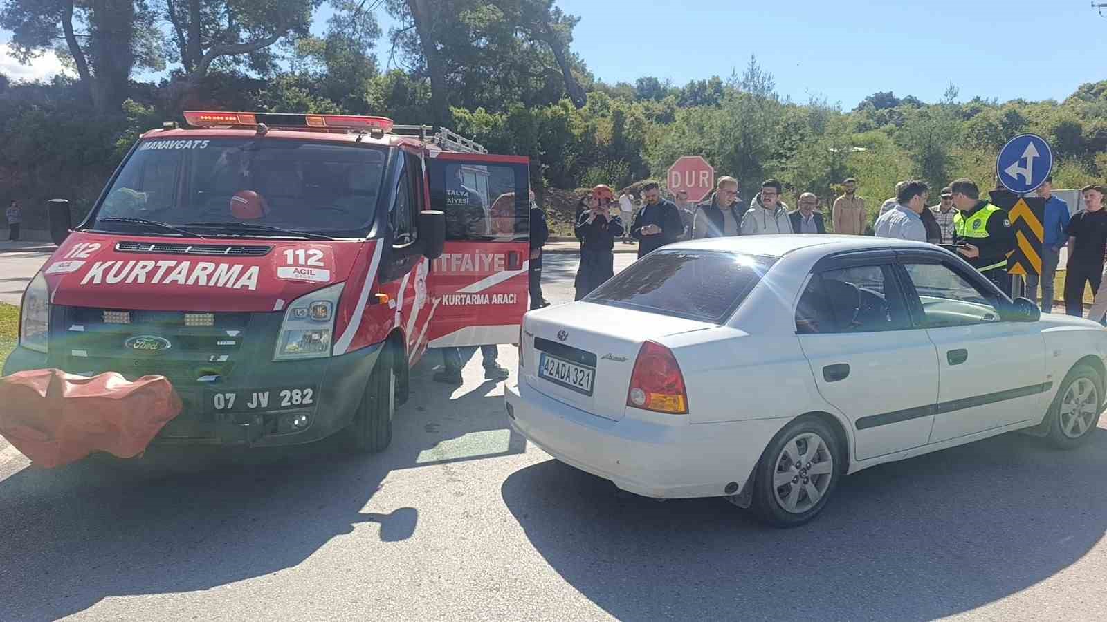 dur levhasina ihlali kazayla sonuclandi 1 yarali 6 18FRhUUa