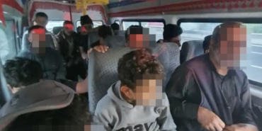 durdurulan-aractan-15-duzensiz-gocmen-cikti-surucu-cezaevine-gonderildi-bGDnpNq9.jpg