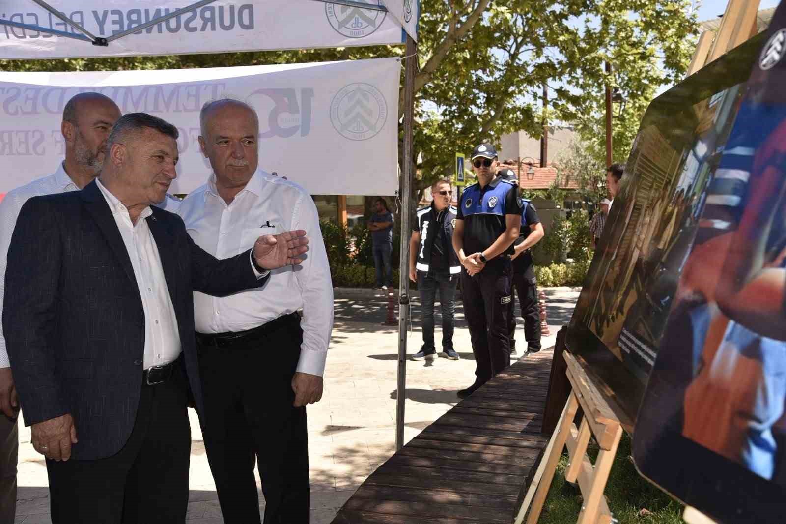 Dursunbey’de İHA’nın 15 Temmuz sergisi açıldı 6 dursunbeyde ihanin 15 temmuz sergisi acildi 2 bhjfk5ZE