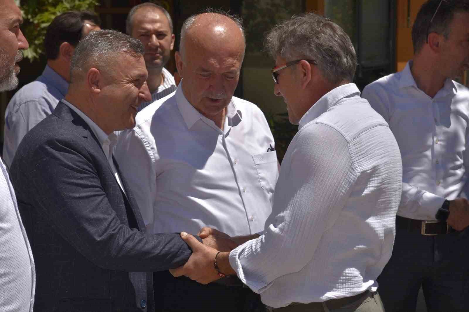 Dursunbey’de İHA’nın 15 Temmuz sergisi açıldı 10 dursunbeyde ihanin 15 temmuz sergisi acildi 6 RYOyTgHq