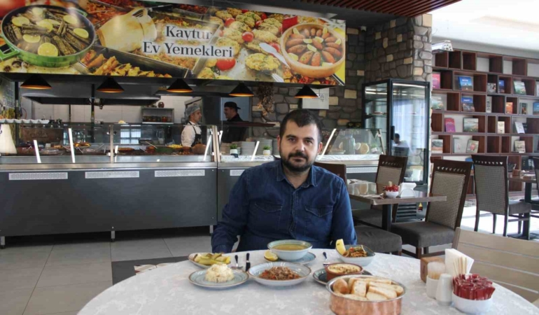 durum-fiyatina-5-cesit-yemek-EYxnWIiZ.jpg
