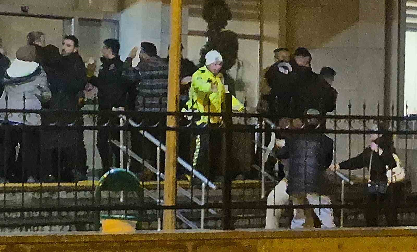 durusmadan sonra taraflar birbirine girdi 1 dhAsNvyV