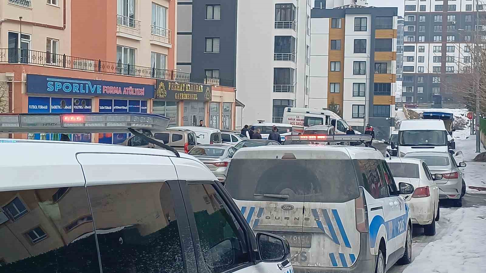 Duş aldıktan sonra fenalaşan çocuk hayatını kaybetti 5 dus aldiktan sonra fenalasan cocuk hayatini kaybetti 1 W3KjrN1d