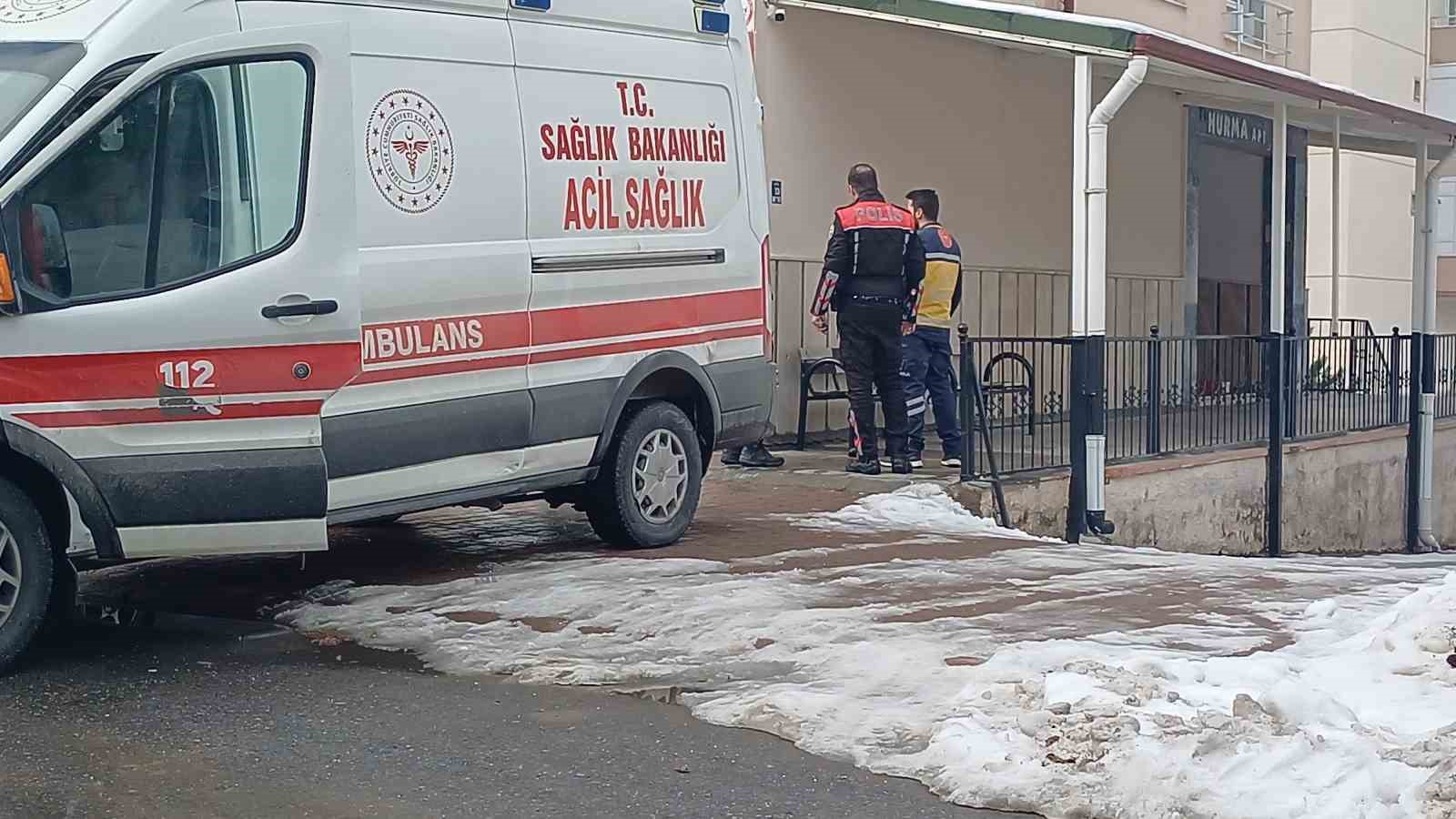 Duş aldıktan sonra fenalaşan çocuk hayatını kaybetti 7 dus aldiktan sonra fenalasan cocuk hayatini kaybetti 3 5tSCp7ca