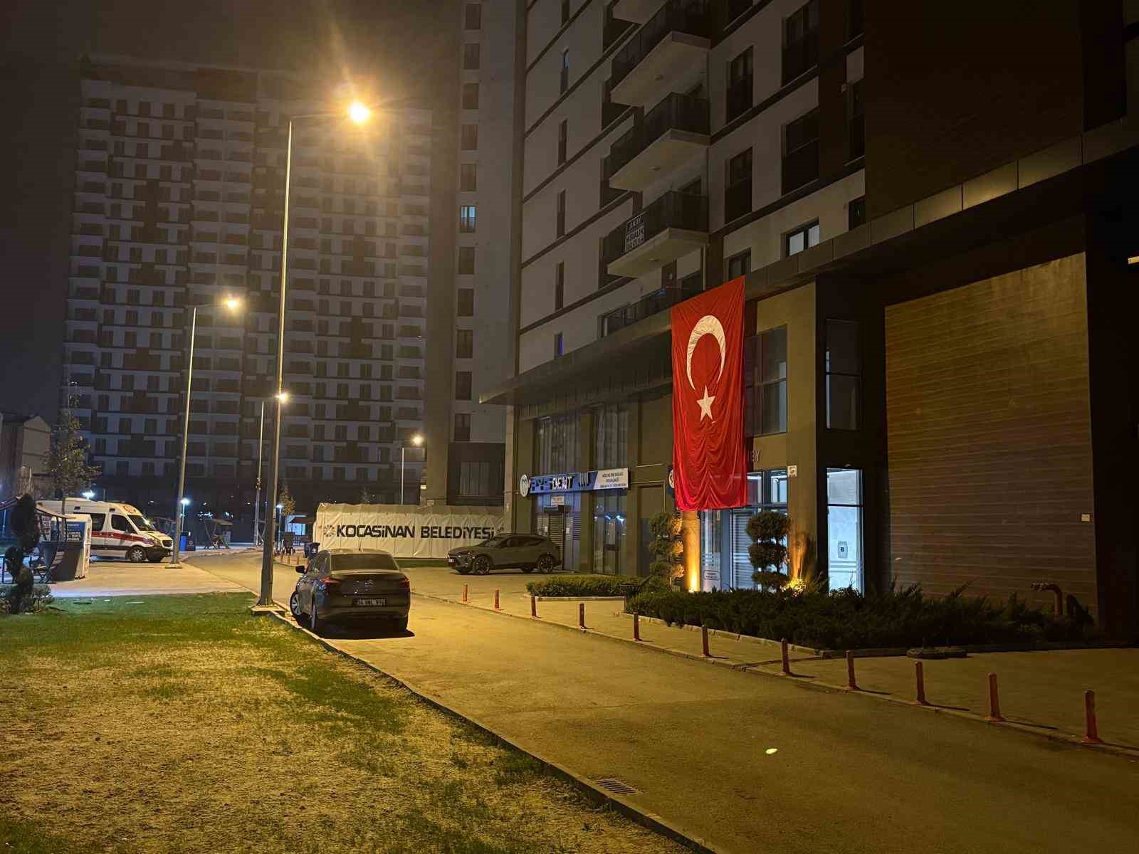 dusen ucaktaki sehitlerin sehadet haberi kayserideki ailelerine verildi 2 2PCd2kfR