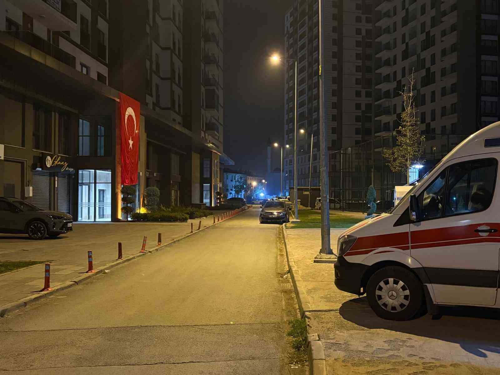 dusen ucaktaki sehitlerin sehadet haberi kayserideki ailelerine verildi 4