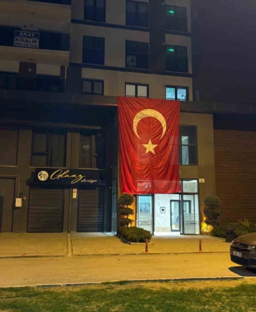 dusen-ucaktaki-sehitlerin-sehadet-haberi-kayserideki-ailelerine-verildi-hLqedg63.jpg
