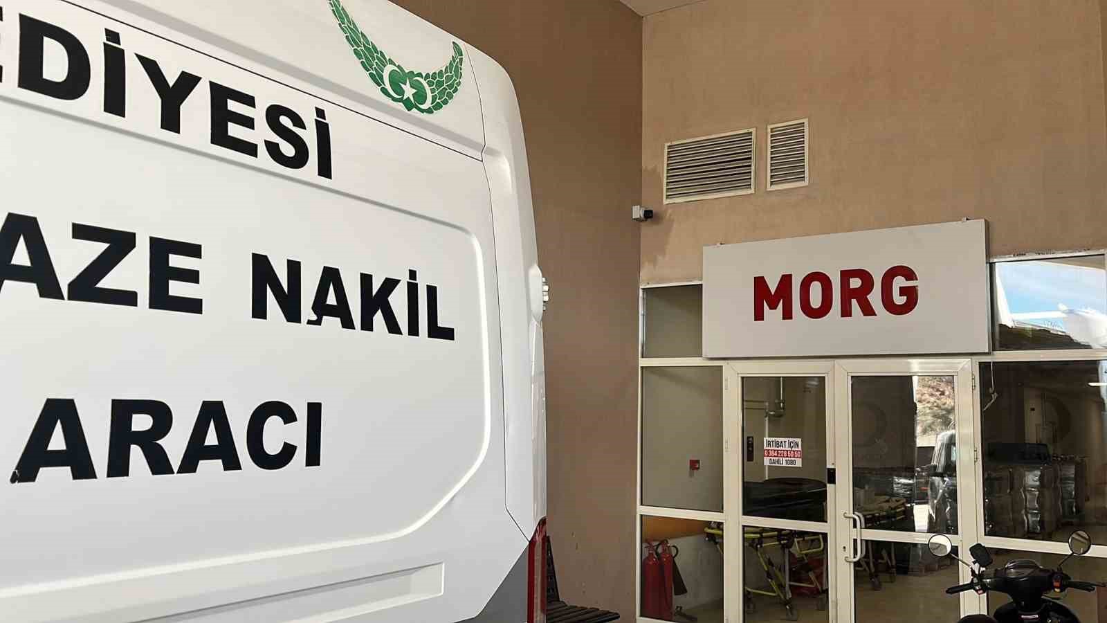 duserken kafasini duvara carpan yasli kadin hayatini kaybetti 0