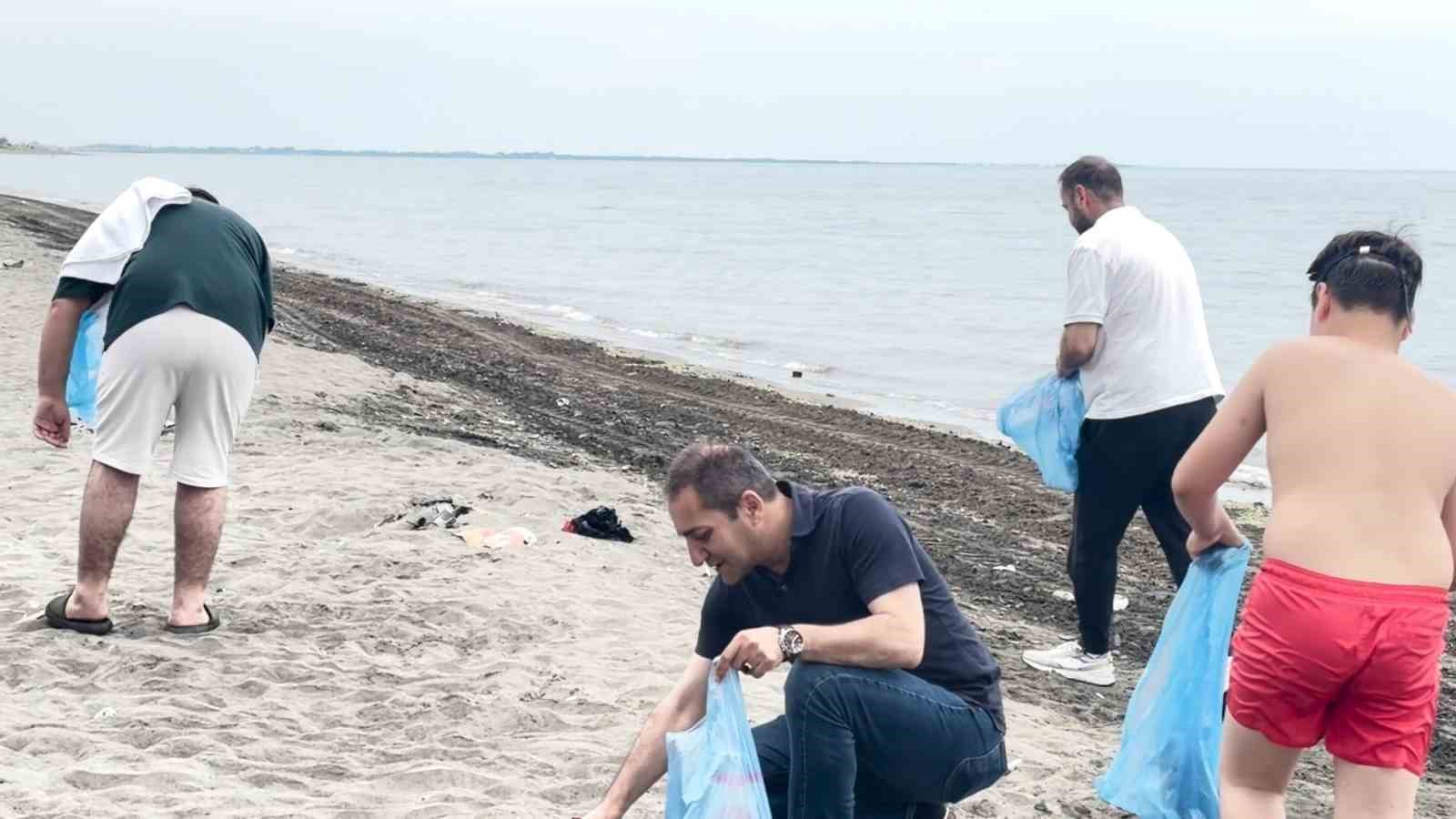Duyarsızlar kirletti, çevre gönüllüleri temizledi 4 duyarsizlar kirletti cevre gonulluleri temizledi 0 LFDX95P8