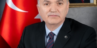 duzce-belediye-baskani-ozluden-is-insanlarindan-para-isteniyor-iddialarina-tepki-QTvaqf64.jpg